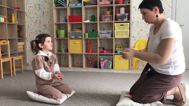 Пальчиковая гимнастика с бусами «Змейка» смотреть онлайн