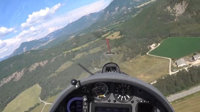 Проход над родным домом и любимый орбитальный заход га посадку. смотреть онлайн