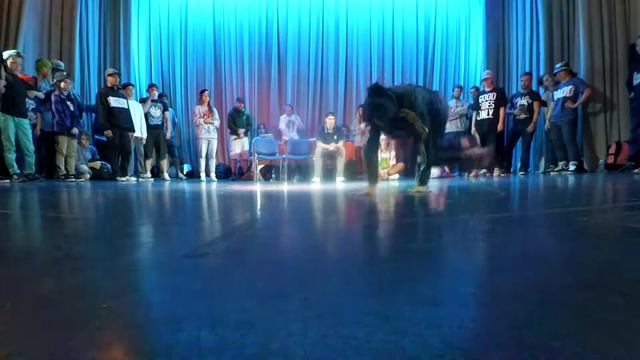 JUDGES: Well-B (Funk Fanatix), Legioner (OBC), Tony Rock (Top 9) смотреть онлайн
