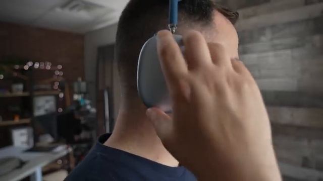 Sony WH-1000XM5 vs Apple AirPods Max смотреть онлайн