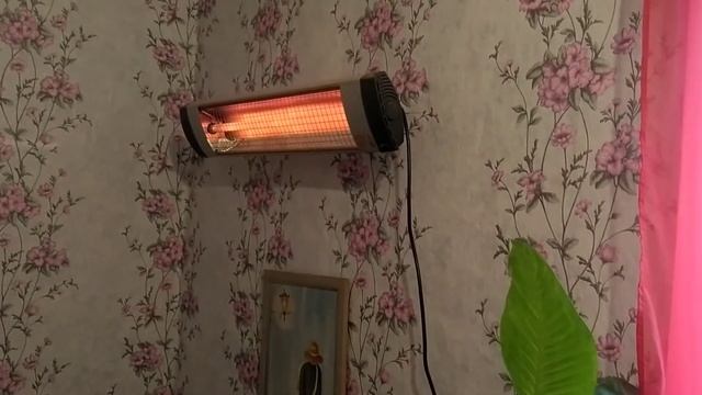 @0157 С утра- в руках макловица и тёрки, днём мерял t°пола, а вечером : бокал и палочки для суши... смотреть онлайн