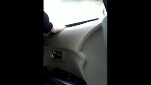 Как снять обшивку карту передней двери MITSUBISHI OUTLANDER XLdemontaz boczka drzwi przod/door pane