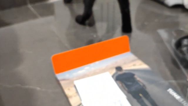 распаковка наушников JBL TUNE 510BT смотреть онлайн