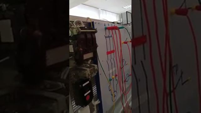 Видеоурок Включение в сеть трехфазного асинхронного двигателя смотреть онлайн