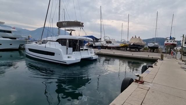 ⛵️СЛОЖНАЯ Швартовка в угол⚓️ смотреть онлайн