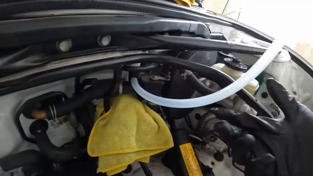 How To Bleed The Cooling System On A Toyota MR2 II SW20 смотреть онлайн