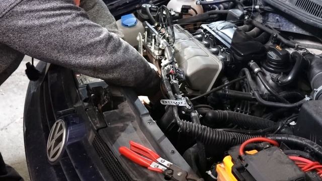 Замена термостата GOLF 4 AZJ 2.0 / Не греет печка, не прогревается мотор смотреть онлайн