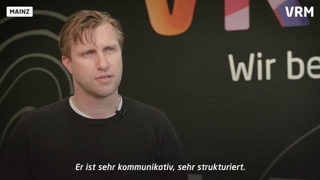 Eintracht Frankfurt: Markus Krösche im Interview смотреть онлайн