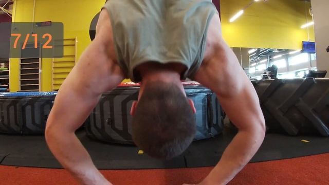 КАК НАКАЧАТЬ ТРИЦЕПС ЗА 5 МИНУТ смотреть онлайн