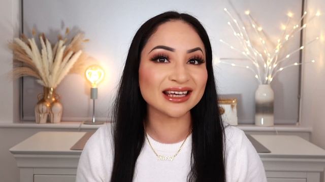MAC FIX+ STAY OVER SETTING SPRAY VS. MAC PREP & PRIME FIX+ | Comparison Review & Wear Test! смотреть онлайн
