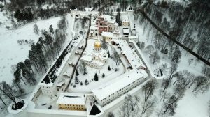Московская область. Звенигород. Саввино-Сторожевский ставропигиальный мужской монастырь. Зима 2022.