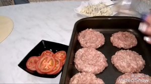 «Гнезда» из фарша в духовке