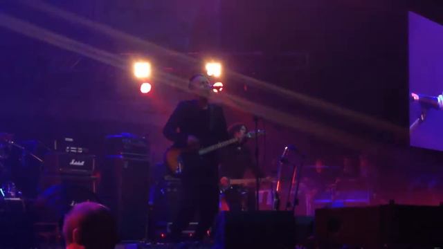 Вадим Самойлов Позови меня, небо @ Ледовый дворец СПб 17.10.2015 смотреть онлайн