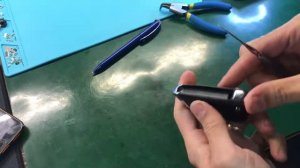 Как поменять батарейку в выкидном ключе в стиле БМВ