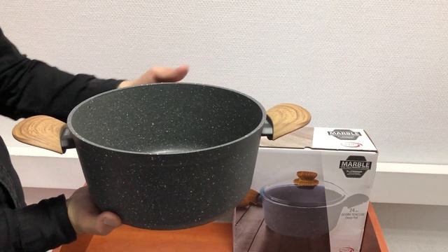 Обзор Кастрюля глубокая с крышкой Leydi с гранитным покрытием смотреть онлайн