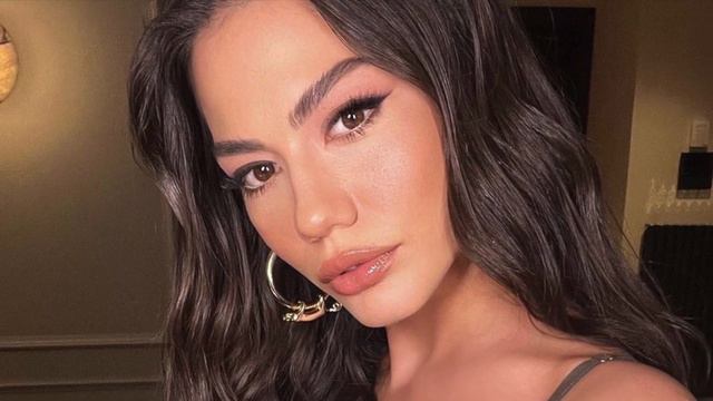 Can Yaman's shocking warning to his family: "Leave Demet alone, stay away from her..." смотреть онлайн