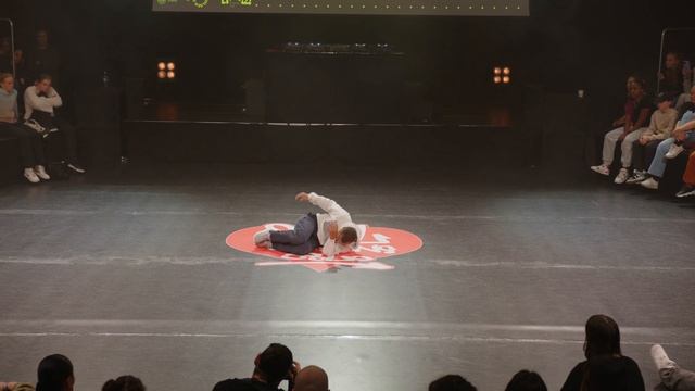 Mauricio // Showcase Competition // Extended 2023 смотреть онлайн