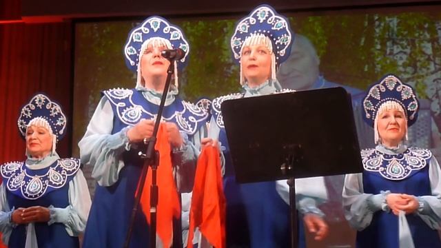 Сибирская лирическая 3. Поёт народный ансамбль "Иркутяночка" смотреть онлайн