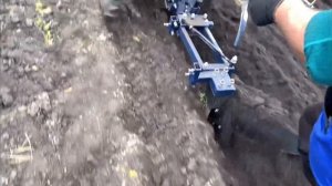 Пашем тяжёлым мотоблоком Garden scout 81D с плугом PL130