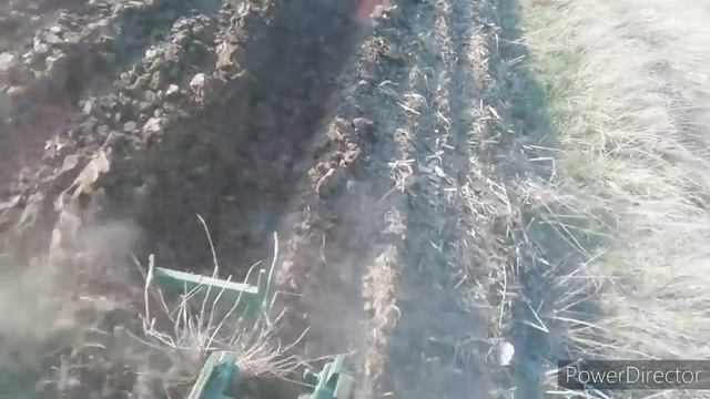 Вспашка участка на самодельном тракторе Дерзик! смотреть онлайн