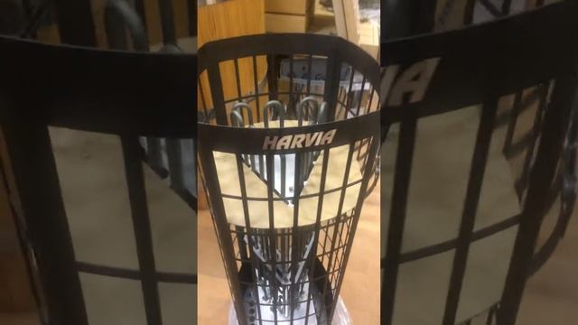 Электрическая печь Harvia Classic Quatro со встроенным управлением смотреть онлайн