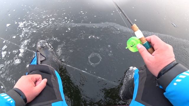 Окунь, первый лёд. Relax на льду. смотреть онлайн