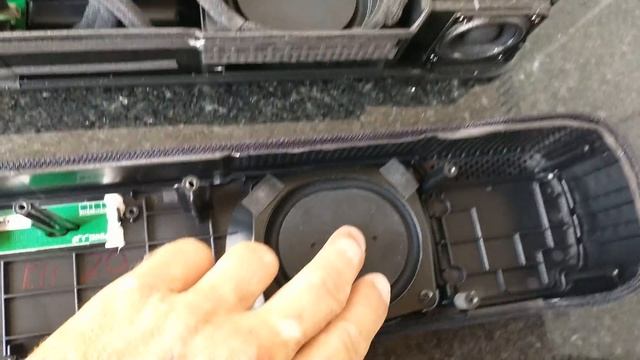 Yamaha Soundbar SR-C20A Look Inside (Disassembled) Teardown (Desmontada) Por dentro смотреть онлайн