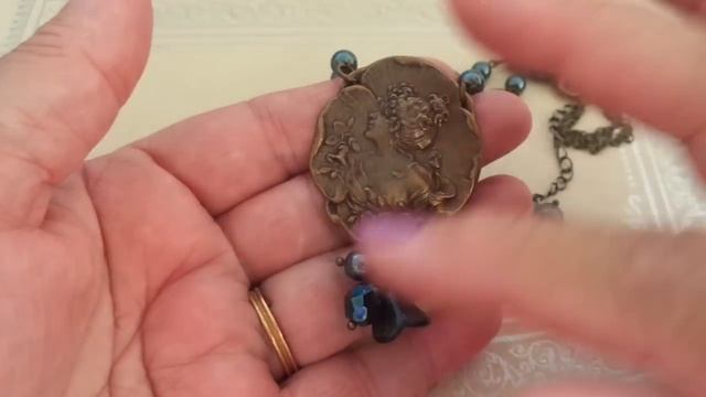 Очень удачные находки блошиного рынка и не только. Винтажные броши с кабошонами. смотреть онлайн