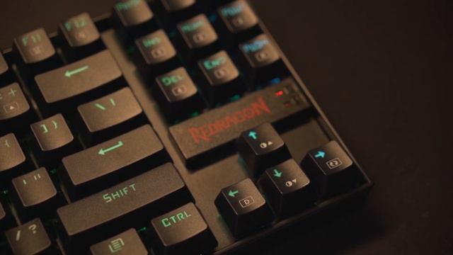 Redragon K552 Kumara - Keyboard Mechanical Terlaris di dunia смотреть онлайн