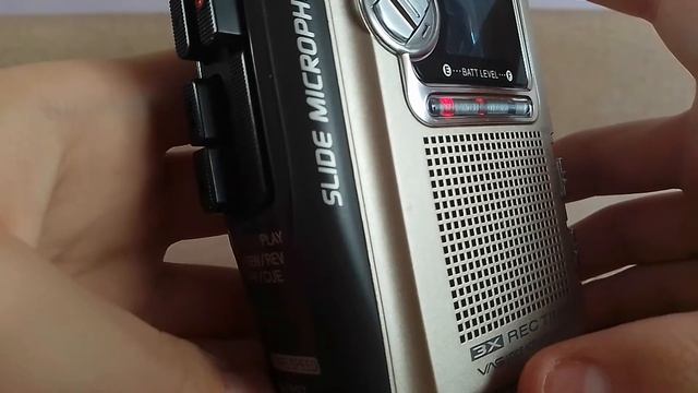 обзор на Panasonic RQ-L36 смотреть онлайн