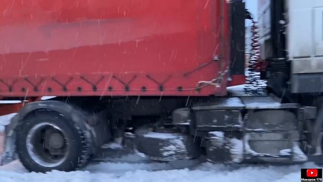 КОЛЛАПС В ПИТЕРЕ, ФУРЫ БУКСУЮТ, Я ПРИЛИП В ПРОБКЕ НА ТРАССЕ М11. смотреть онлайн