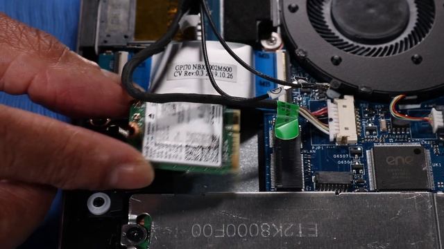 Replace the Wireless LAN Module | HP ENVY 17-cg0000 Laptop PC | HP смотреть онлайн
