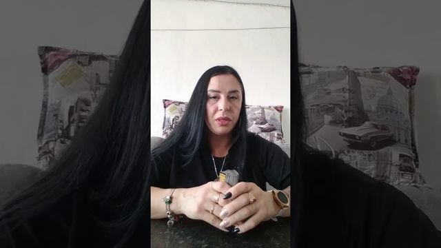 А ты знаешь что хочет передать тебе твой близкий человек? Послание для тебя! смотреть онлайн