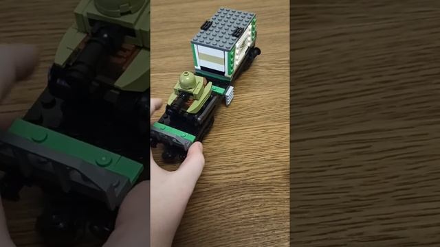 Инструкция к самоделке железнодорожной платформы с контейнером из Лего. смотреть онлайн