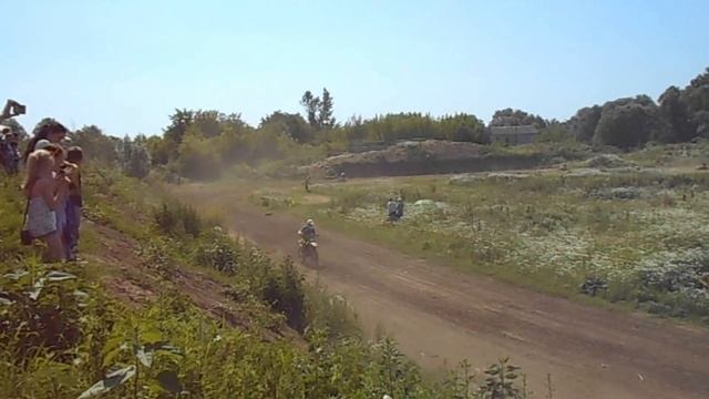 Флэт-трек. 1 квалификация - 125 куб.см. Черновцы, 25.06.16. Мотокросс. смотреть онлайн