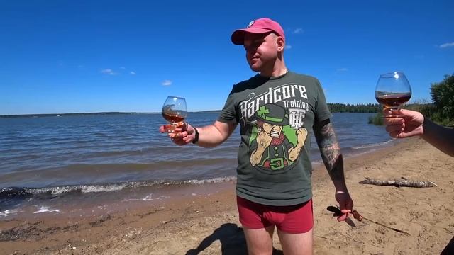 Козырная рыбалка. Лещ сжалился над горе-рыбаками и клюнул | Провинциалы | влог 252 смотреть онлайн