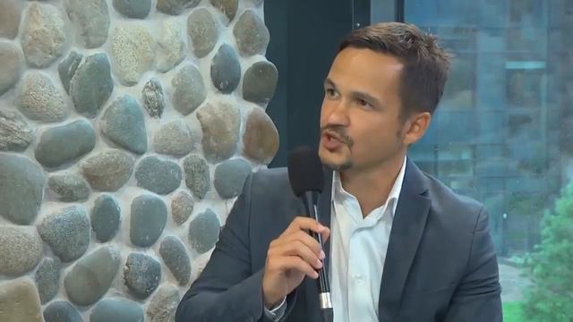 Виталий Бутерин В 21 веке вся экономика будет цифровой! смотреть онлайн