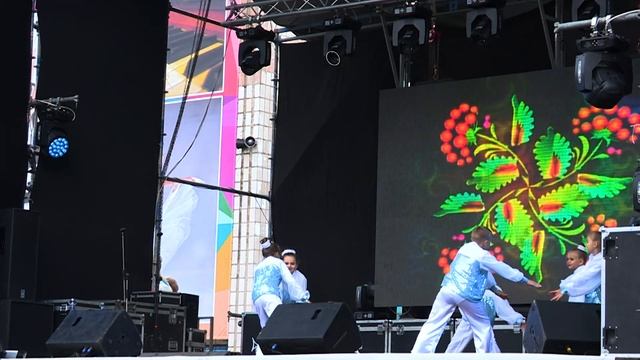 Образцовый хореографический коллектив Грация на сцене Металлурга. смотреть онлайн