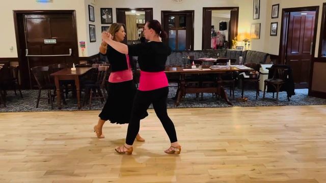 Melody Foxtrot - Modern Sequence Dance смотреть онлайн
