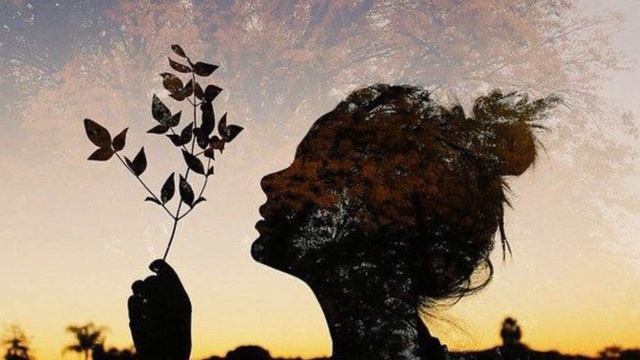 Стихотворение ~ Бывает так... смотреть онлайн