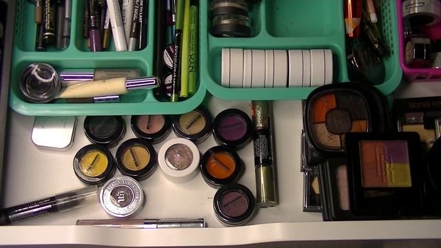 Weekly Makeup Basket Sept 30 - Oct 6 || Shop My Stash смотреть онлайн