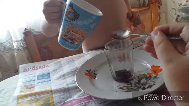 Марганец с водой смешали с Перекисью водорода.Неожиданный результат.Безумный Эксперимент.Весело смотреть онлайн