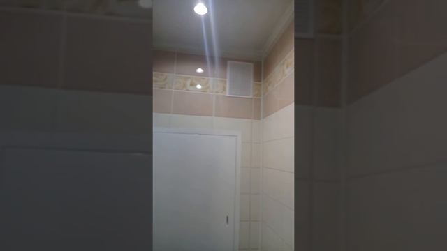 Ремонт туалета панелями пвх Новита ( Вальс бежевый) смотреть онлайн