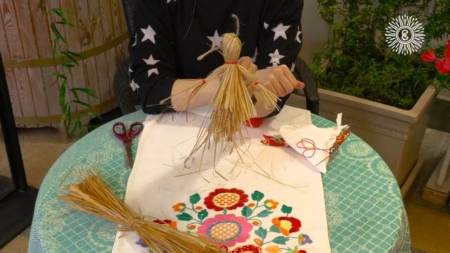 Масленичные забавы: мастер-класс по изготовлению куклы "Масленица" смотреть онлайн