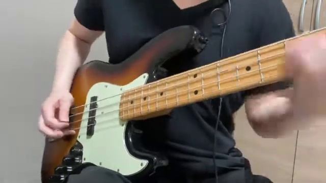 Sadowsky Tokyo RB Demo with Pick смотреть онлайн