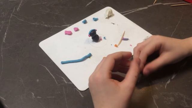 Как слепить пингвина из пластилина