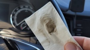 Как очистить кожу на руле, чтобы не испортить. Рассказываю и показываю.