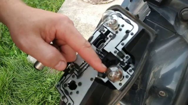 Как снять задний фонарь на пежо 308 sw смотреть онлайн