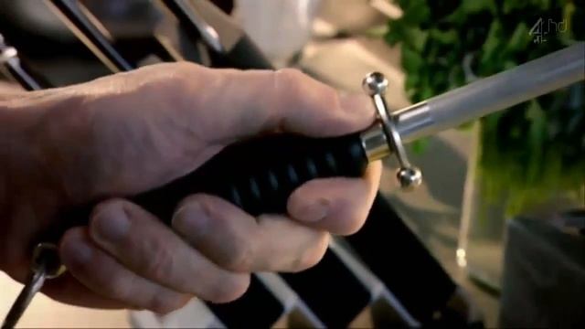 Курс элементарной кулинарии Гордона Рамзи — Эпизод 1 смотреть онлайн