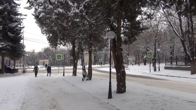 Зимние Ессентуки в преддверии Нового 2021 года 24 декабря 2020 г смотреть онлайн